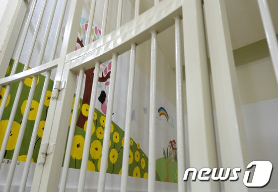 서울시내 한 경찰서 유치장 내부. /뉴스1 © News1