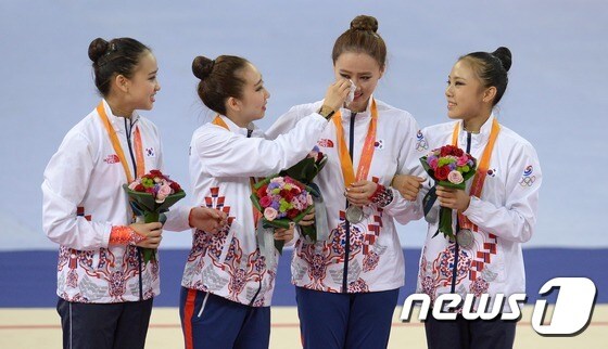 김윤희가 은메달을 획득한 후 눈물을 보였다. © News1 이동원 기자