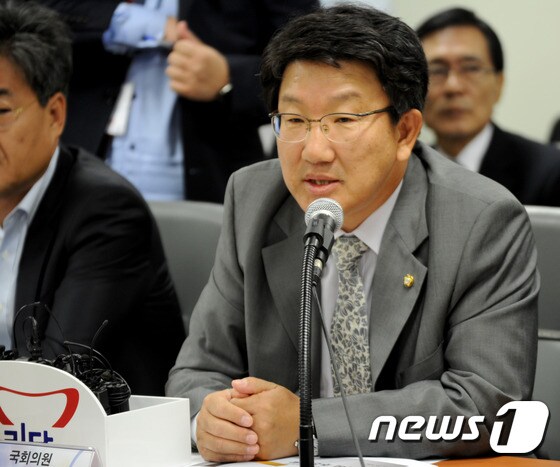 권성동 새누리당 의원. 2014.10.5/뉴스1 © News1 윤창완 기자