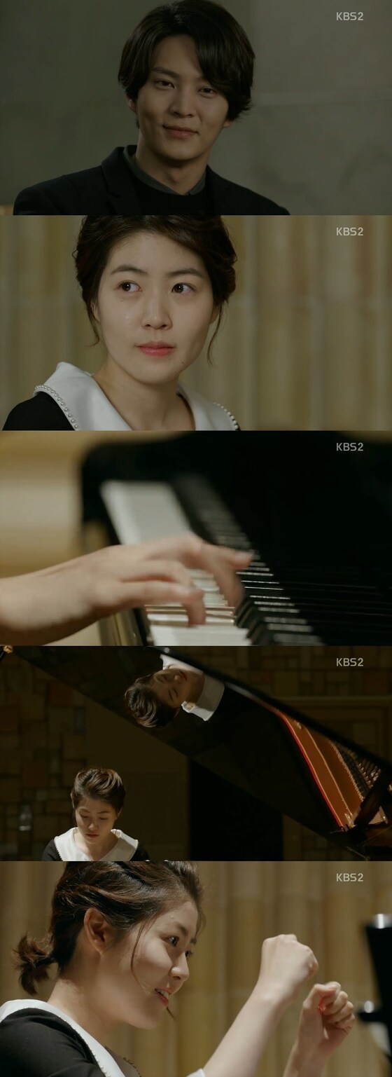 <p>24일  방송된 KBS2 수목드라마 '내일도 칸타빌레' 13회에서 콩쿠르 1차 예선 무대를 성공적으로 마치는 심은경의 모습이 그려졌다. © KBS2 ´내일도 칸타빌레´ 캡처</p>