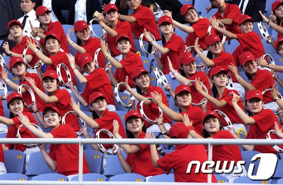  지난 2005년 인천에서 개최된 제16회 아시아육상경기대회에 인천을 찾은 북한의 
