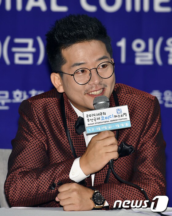 개그맨 김준호 측이 코코엔터테인먼트의 파산에 책임이 있다는 보도에 입장을 밝혔다.© News1star DB