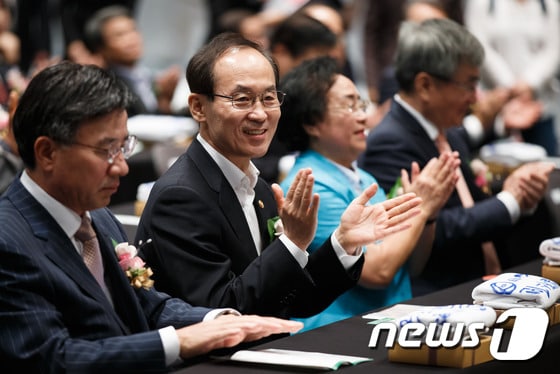 윤성규 환경부 장관. /뉴스1 © News1