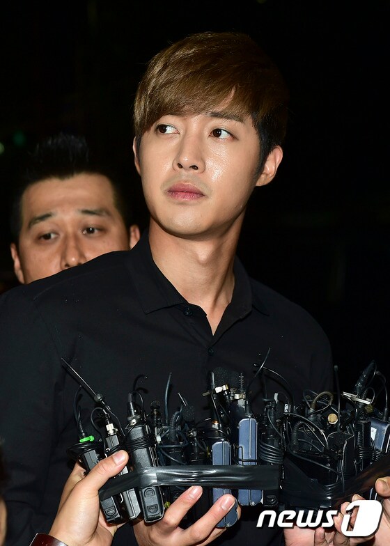 가수 겸 배우 김현중이 변호사를 추가 선임했다. © News1 DB