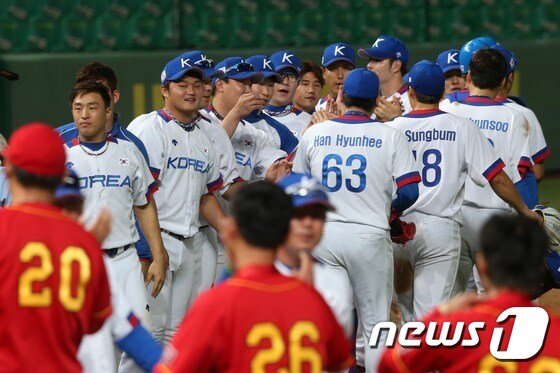 중국 꺽고 결승 진출한 한국 야구