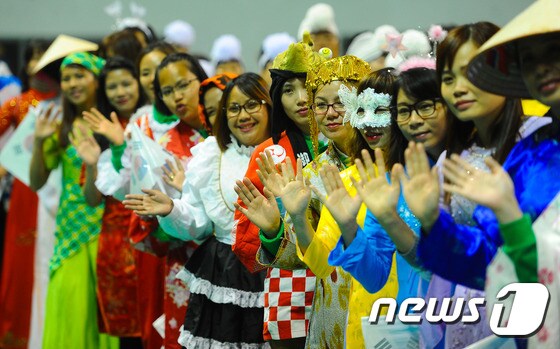   다문화 가족과 함께하는 한마음 대회의 모습(자료사진) /뉴스1 © News1 이승배 기자