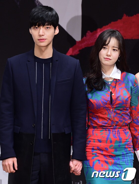 배우 구혜선, 안재현 커플이 지난 21일 결혼식을 올렸다.  © News1star DB