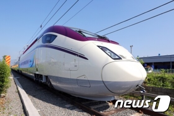 호남고속철도 KTX 열차 © News1 2015.02.06/뉴스1 © News1