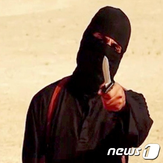 '지하디 존'으로 알려진 IS의 인질참수 담당자 영국인 모함메드 엠와지.© AFP=뉴스1