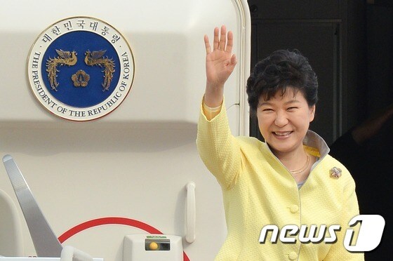 중동 4개국 순방에 나선 박근혜 대통령. 2015.3.1/뉴스1 © News1 정회성 기자