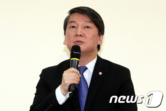 안철수 새정치민주연합 의원. 2015.3.25/뉴스1 © News1 이광호 기자