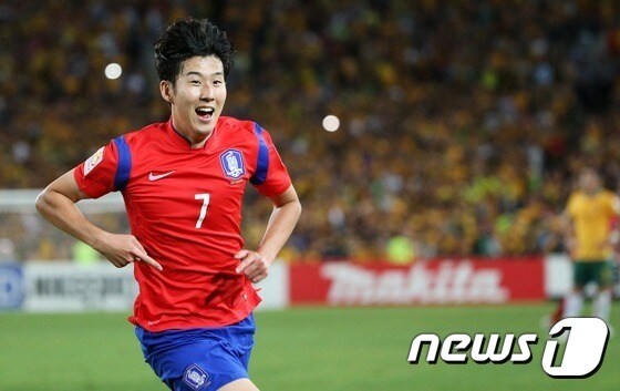 한국 축구대표팀의 손흥민/뉴스1 © News1