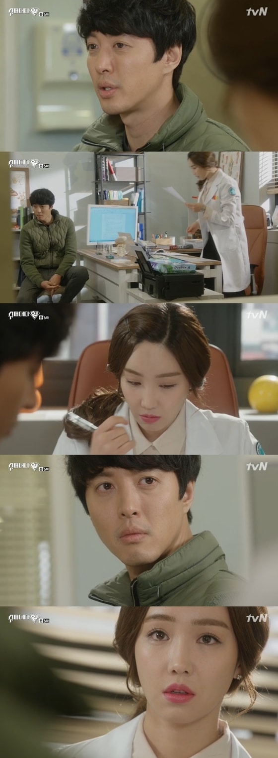 '슈퍼대디 열' 이동건과 이유리가 말다툼을 했다. © 뉴스1스포츠 / tvN '슈퍼대디 열' 캡처