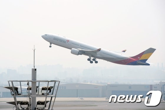  2015.4.15/뉴스1 © News1 정회성 기자