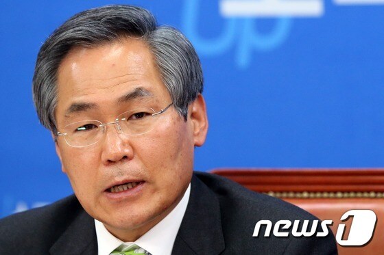 우윤근 새정치민주연합 원내대표. 2015.4.28/뉴스1 © News1 한재호 기자