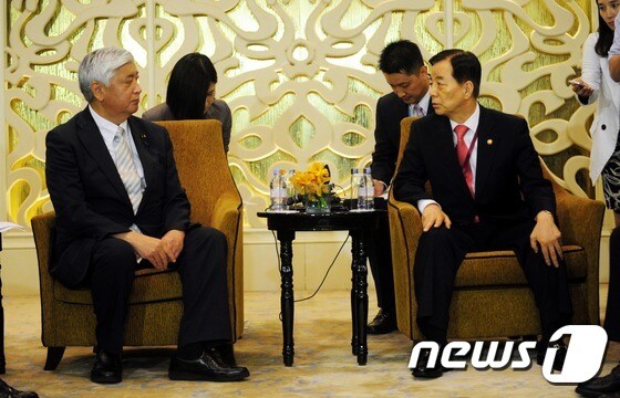 韓-日 국방장관 회담