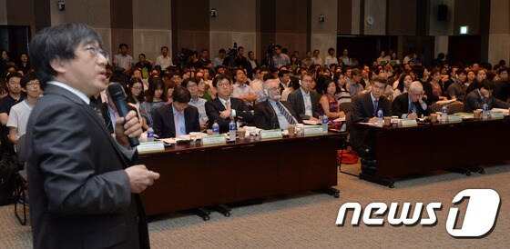 한국프레스센터에서 열린 '담배 폐해' 관련 국제심포지엄에 참석한 국내 전문가./뉴스1 © News1 고성준 인턴기자