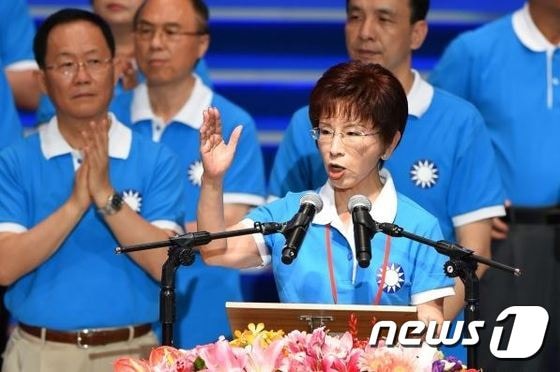 대만 국민당 총통 후보로 확정된 훙슈주 대만 입법원 부원장이 19일 열린 전당대회에서 연설을 하고 있다. (사진 출처=자유시보). © 뉴스1
