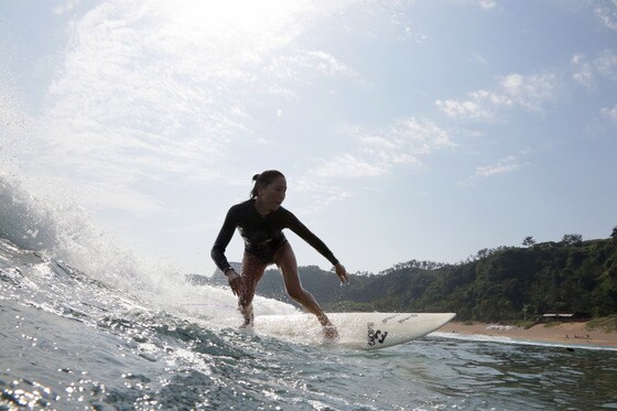서핑에 미친 여자 김나은 씨  © 페퍼민트