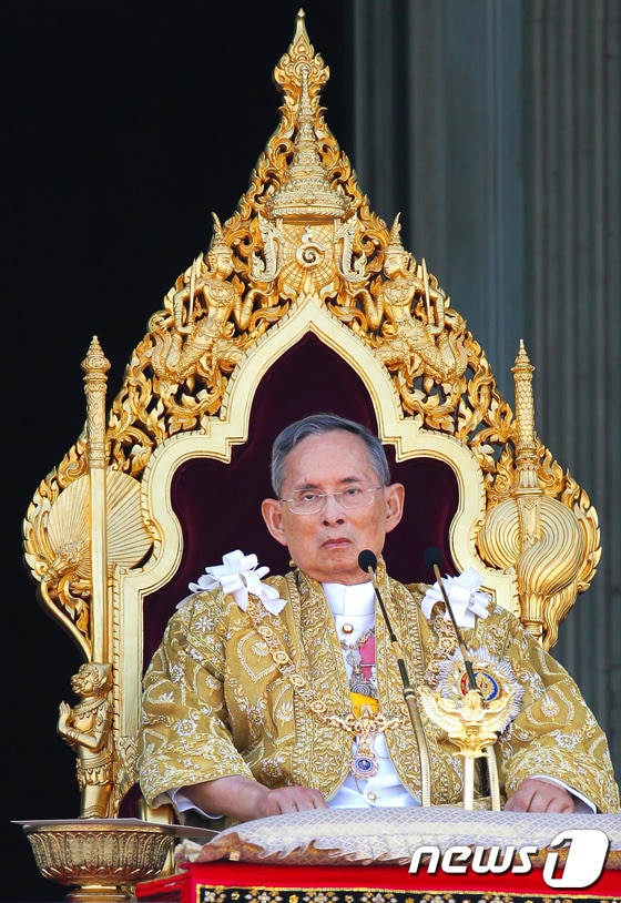 푸미폰 아둔야뎃 태국 국왕. © AFP=뉴스1