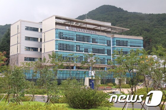 한국폴리텍대학 부산캠퍼스는 지난 2일부터 오는 30일까지 2016학년도 수시1차 모집에 들어갔다.© News1