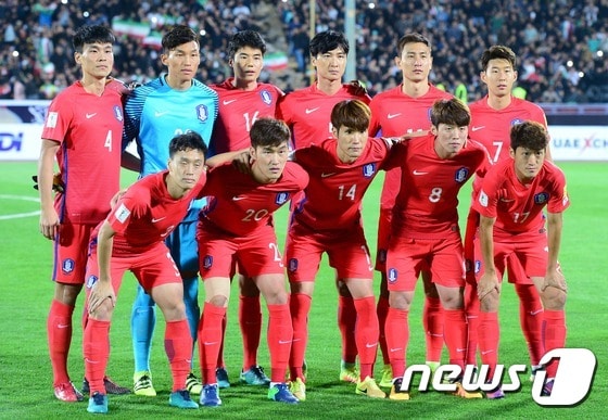 한국이 국제축구연맹(FIFA)이 선정하는 세계 랭킹에서 44위를 기록했다. © News1 박정호 기자