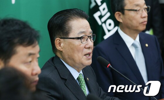 박지원 비대위원장 '최순실 비판'