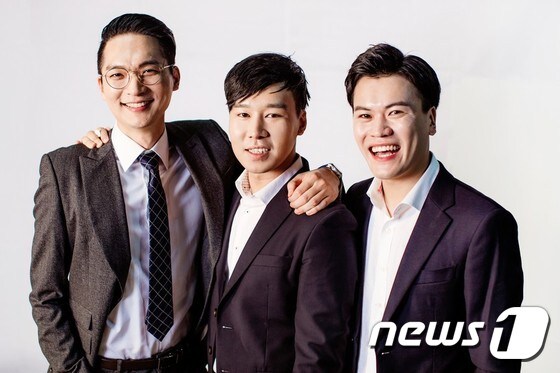 연극 '밥상머리'  출연진. 홍승오(왼쪽부터) 김민우, 김정현 © News1