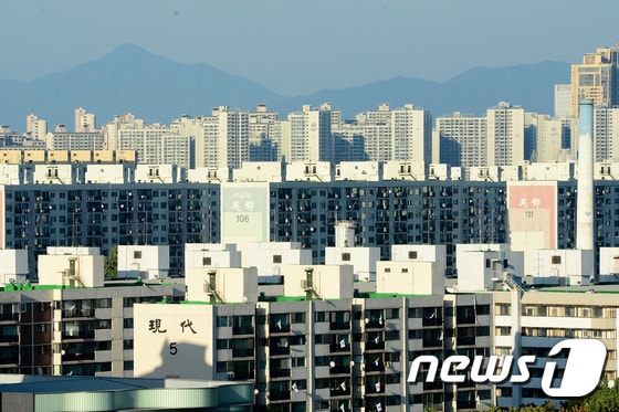 서울 강남구 재건축 아파트 단지 모습. © News1 임세영 기자