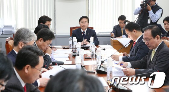 국회 법사위 '최순실 특검법' 재논의