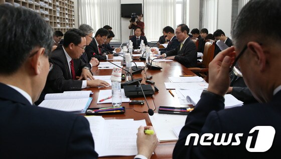 국회 법사위 '최순실 특검법' 재논의