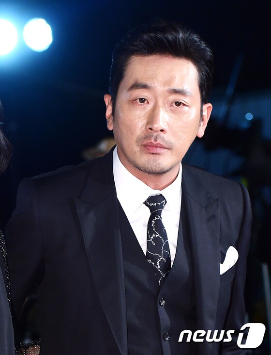 배우 하정우가 영화 '서울' 출연을 검토 중이다. © News1star DB