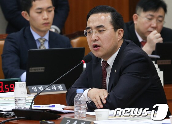 박홍근 더불어민주당 의원. 2016.11.29/뉴스1 © News1 허경 기자