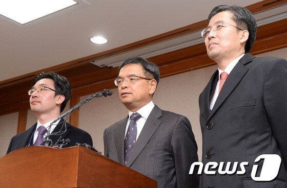 박근혜 대통령측 탄핵 심판 법률대리인단인 채명성·이중환·손범규 변호사. /뉴스1 © News1 박지혜 기자