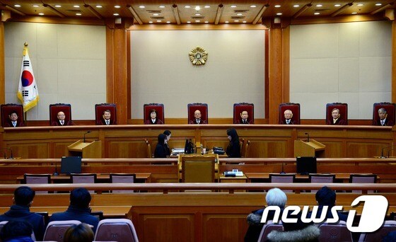 박한철 헌법재판소장과 헌법재판관들. /뉴스1 © News1 박정호 기자