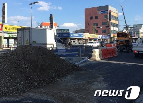 대전 오정동 BRT 구간 공사 현장 모습.© News1