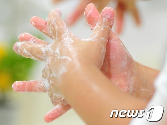 가장 손쉬운 독감예방법인 손 씻기./© News1
