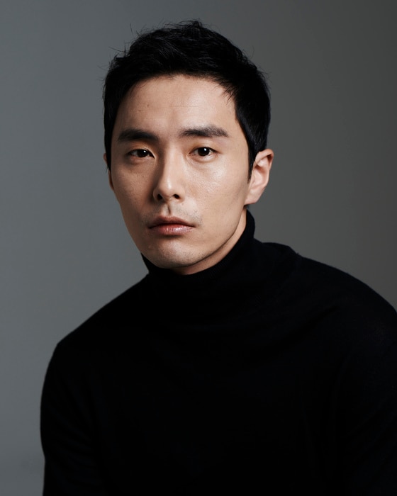배우 전신환이 최근 진행된 영화 '시간이탈자' 관련 인터뷰에서 다니엘 데이 루이스와 같은 배우가 되고 싶다고 털어놨다. © News1star / 제이아이스토리