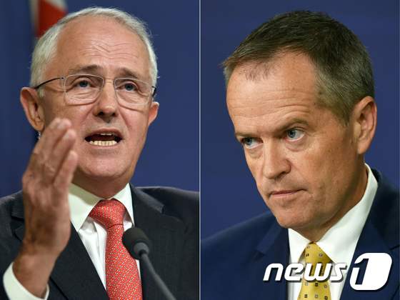 말콤 턴불 호주 총리(좌측)와 빌 쇼튼 호주 노동당 대표. © AFP=뉴스1