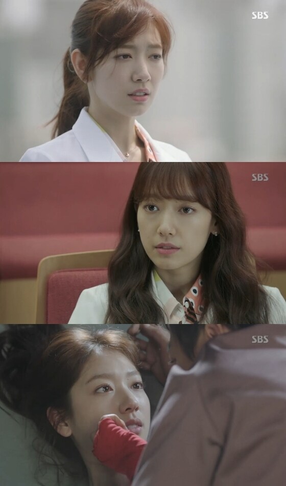 박신혜가 '닥터스'에서 유혜정 역을 맡아 뛰어난 연기력을 보여주고 있다. © News1star / SBS '닥터스 캡처