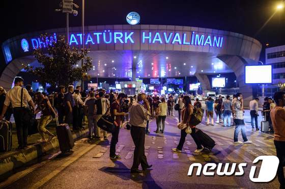 테러가 발생한 이스탄불 아타튀르크 국제공항. © AFP=뉴스1