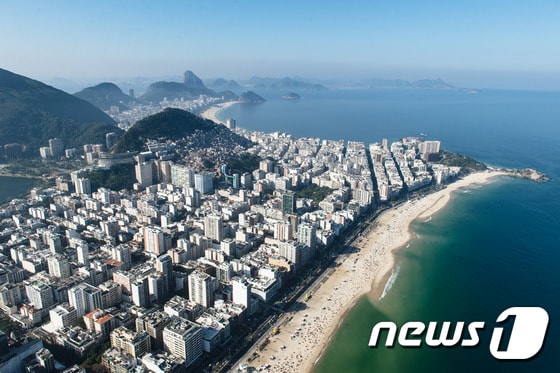 브라질 리우데자네이루 최고 부촌인 이파네마 해변 일대 ©AFP= News1