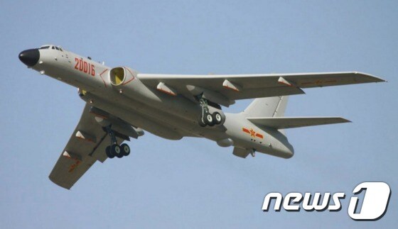 중국 공군의 H-6K 전략폭격기.(자료사진) © News1