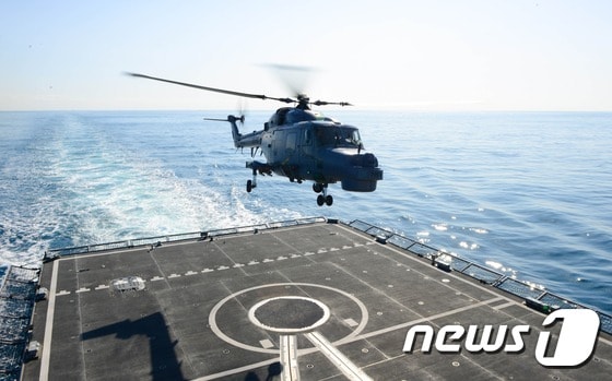 동해상에서 훈련 중이던 해군의 해상작전헬기 링스가 추락했다.  (뉴스1 DB) 2016.9.26/뉴스1