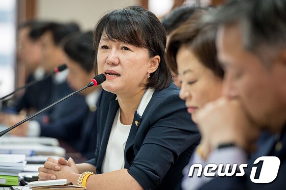 이재정 더불어민주당 의원. /뉴스1 © News1 유승관 기자