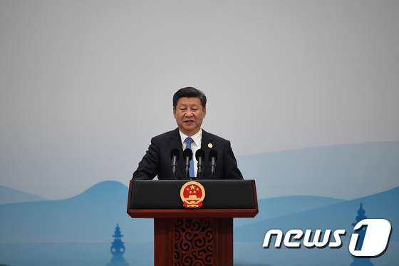 시진핑(習近平) 중국 국가주석이 5일 항저우(杭州)에서 주요 20개국(G20) 정상회의 폐막사를 하고 있다. © AFP=뉴스1