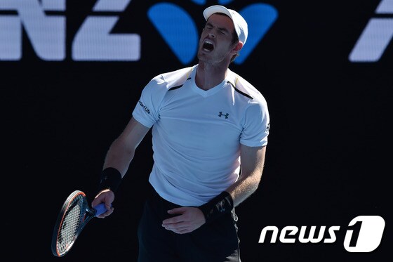 '세계 랭킹 1위' 앤디 머레이가 2017 호주오픈 16강전에서 탈락했다. © AFP=News1