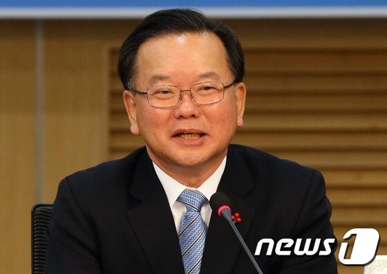 더불어민주당 대선주자인 김부겸 의원. 2017.1.24/뉴스1 © News1 송원영 기자