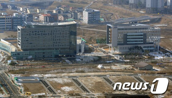 전북 혁신도시 내 위치한 국민연금공단과 기금운용본부.2017.1.30/뉴스1 © News1 문요한 기자
