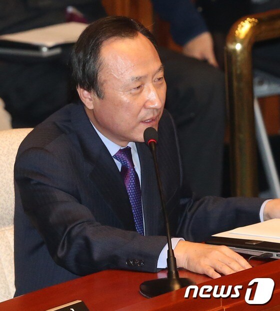 홍일표 바른정당 의원. /뉴스1 © News1 손형주 기자